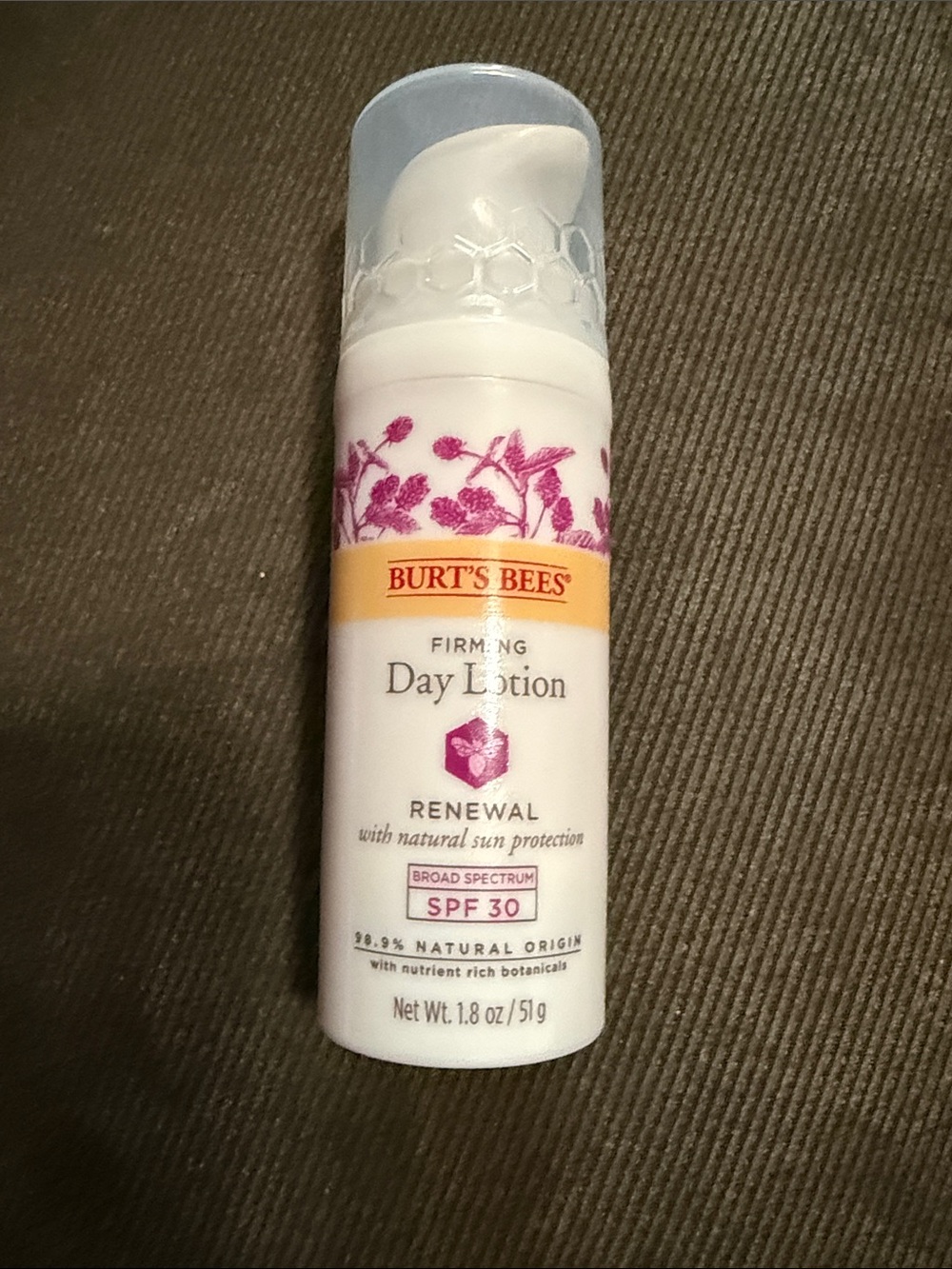 Burt's Bees Day Lotion SPF 30 - White with Pink Floral